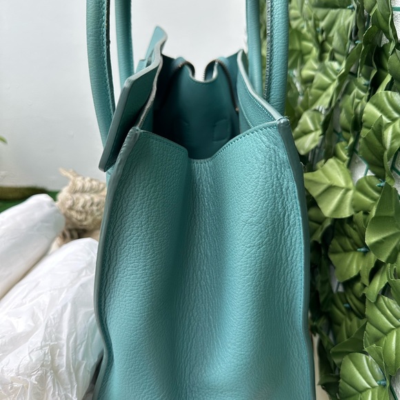 Celine bag Harrods London to die4 stunning - Picture 9 of 16